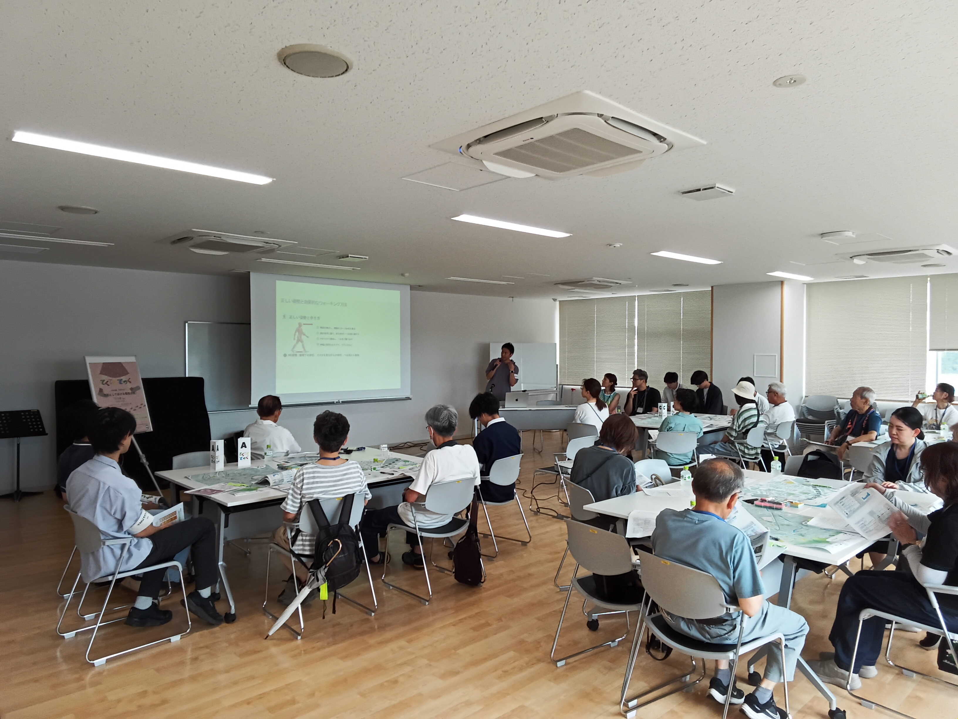 講師によるレクチャーの様子_anonymous.jpg